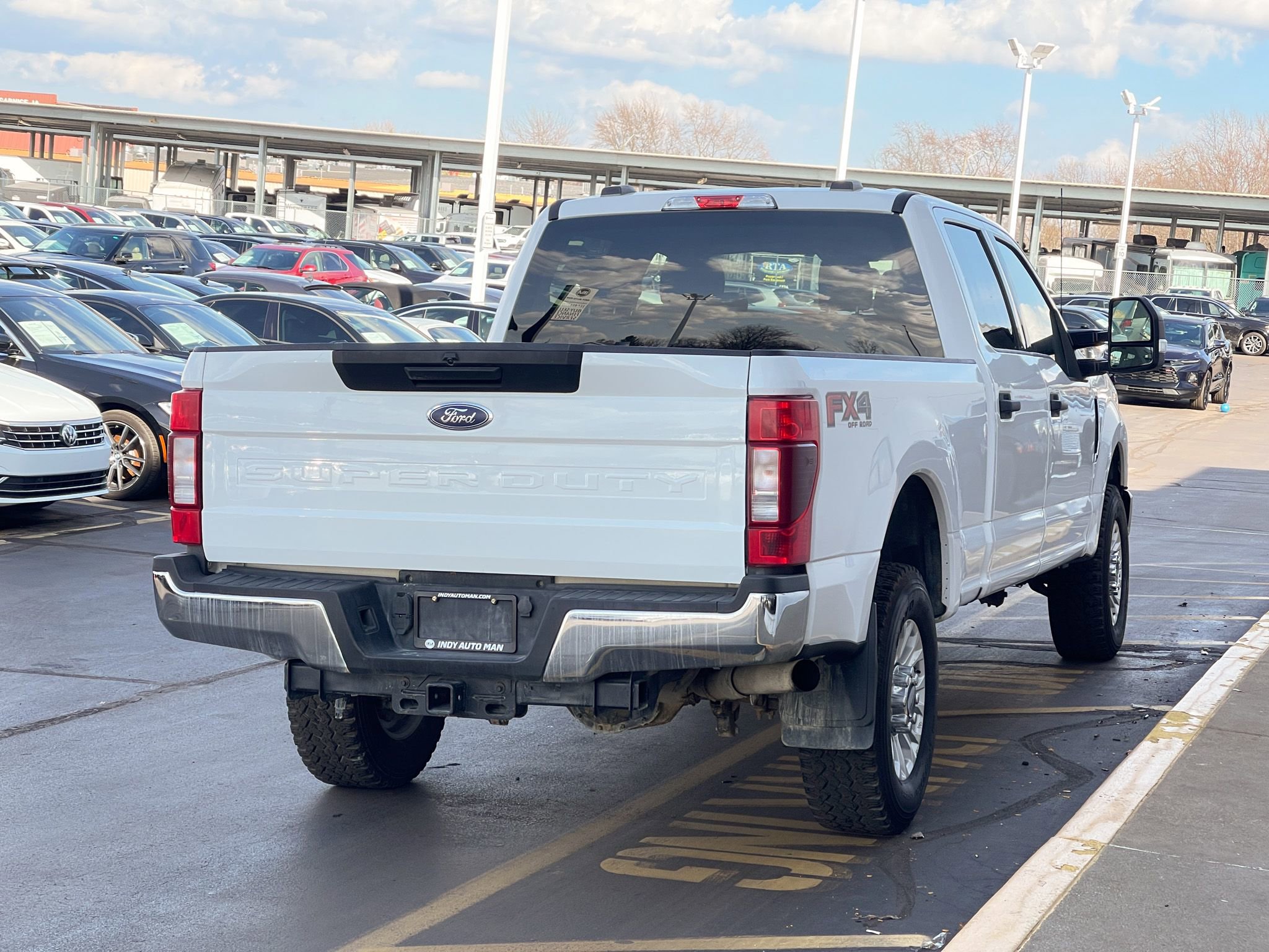 Used 2021 Ford F250 XLT w/ FX4 Off-Road Package image 3