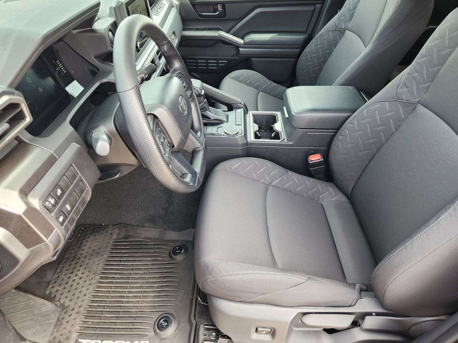 Used 2025 Toyota Tacoma SR5 image 16