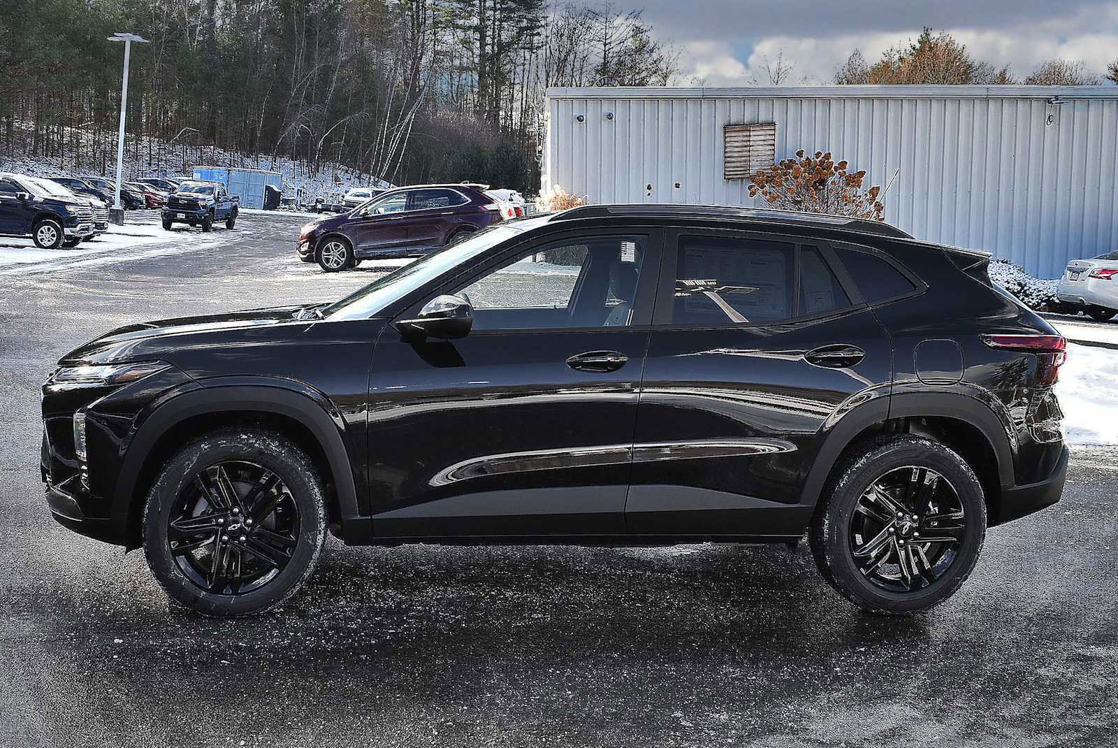 New 2026 Chevrolet Trax ACTIV w/ Sunroof Package image 4