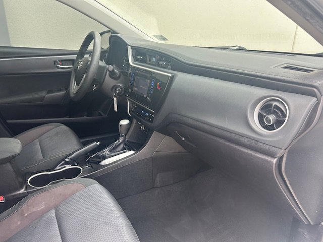 Used 2019 Toyota Corolla LE FWD image 13