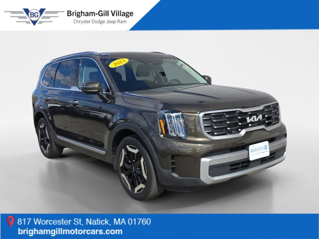 Used 2023 Kia Telluride S w/ S Sunroof Package image 1