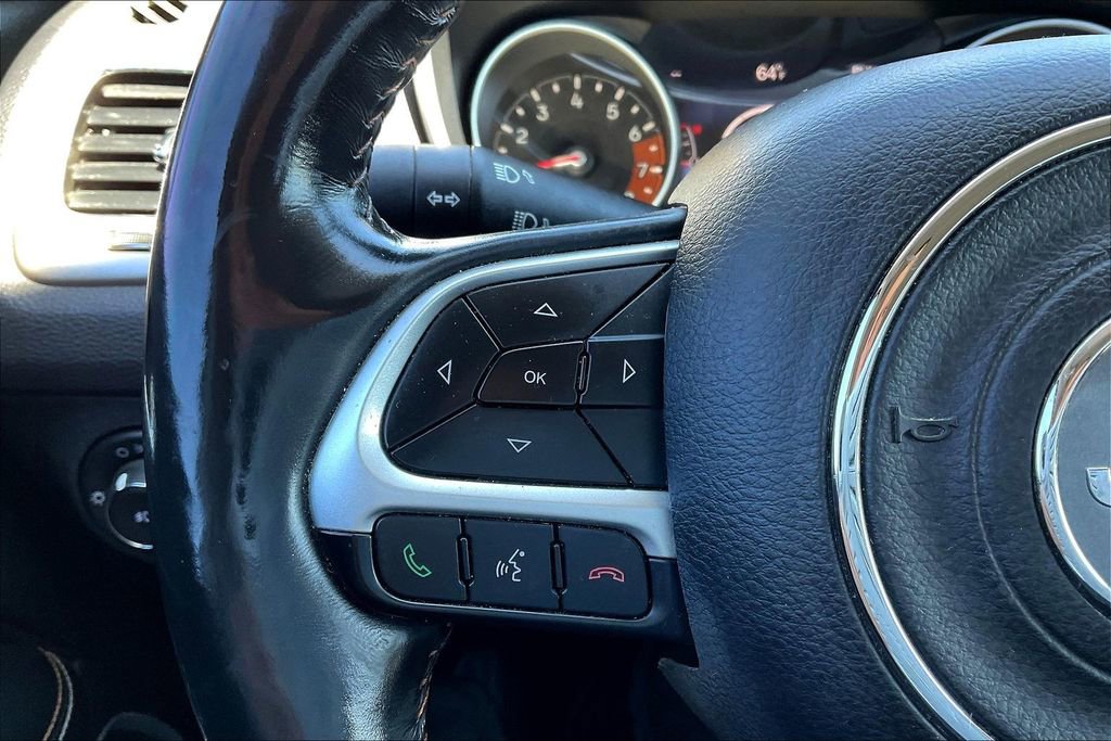 Used 2018 Jeep Compass Latitude w/ Popular Equipment Group FWD image 20