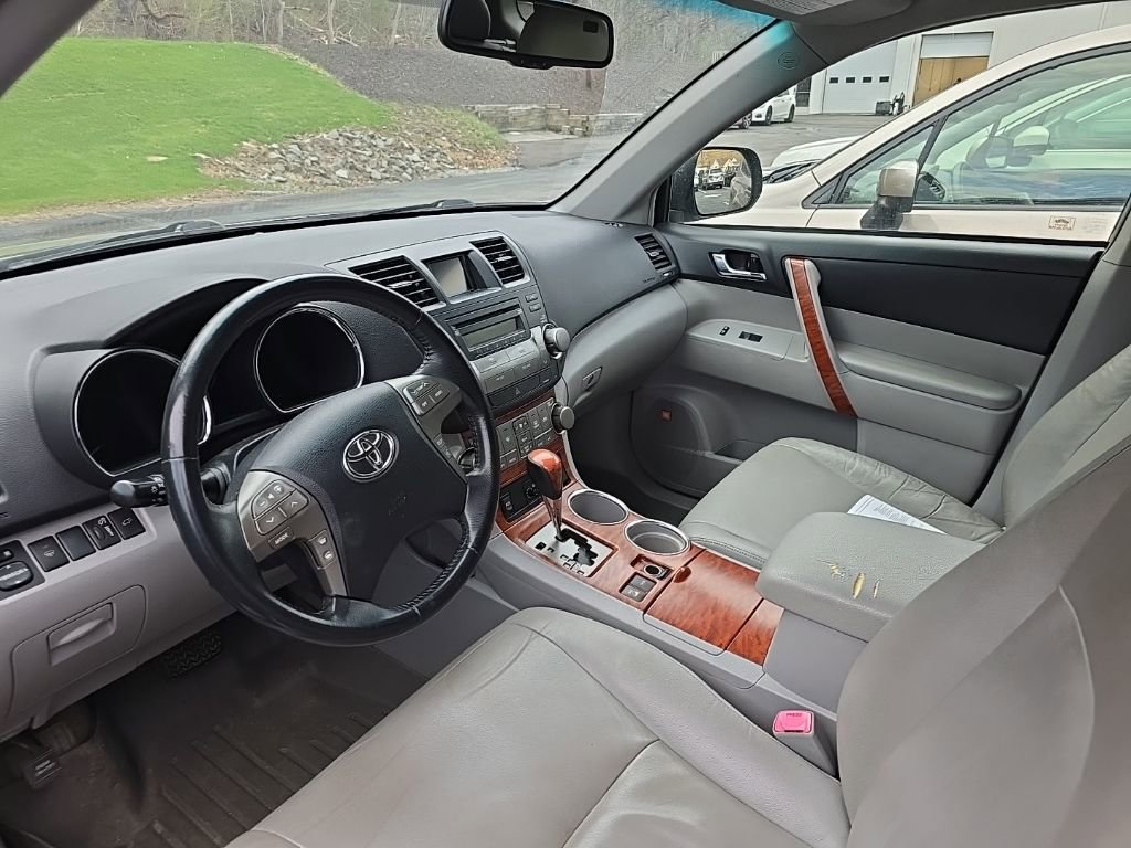 Used 2009 Toyota Highlander Limited image 8