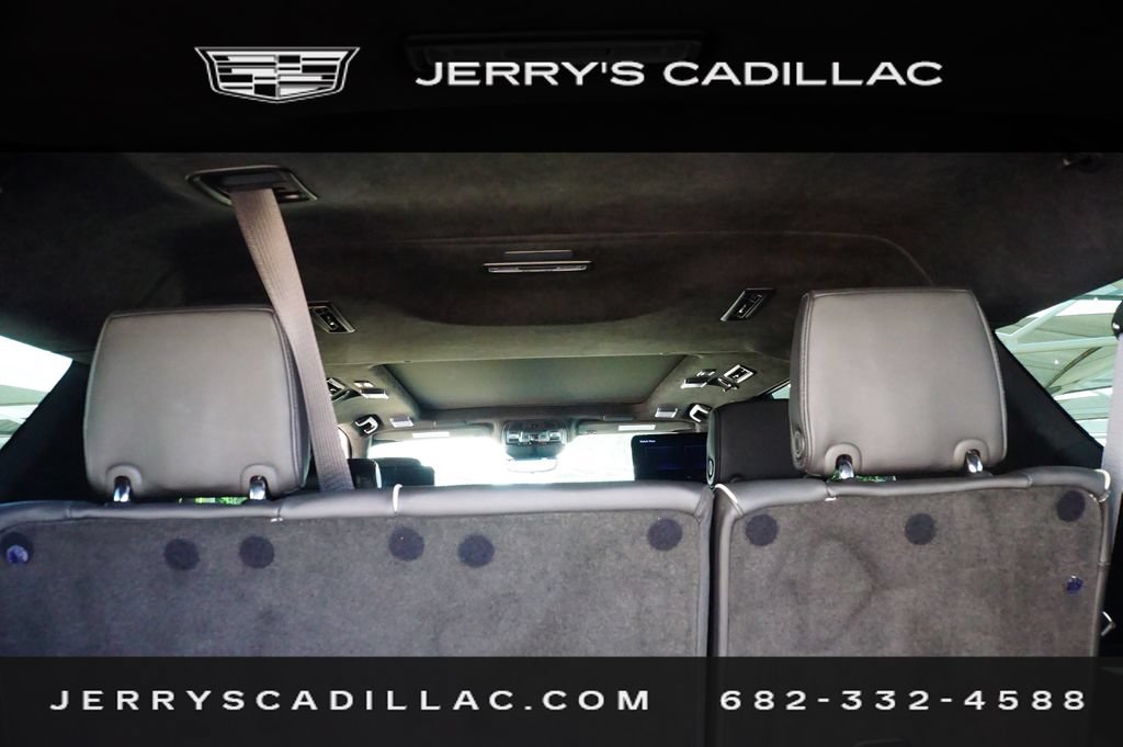 Used 2024 Cadillac Escalade ESV V AWD/4WD image 26