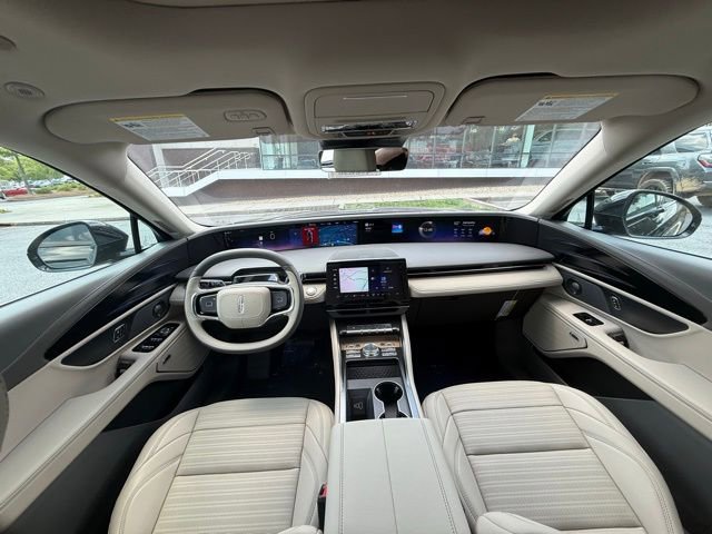 New 2025 Lincoln Nautilus Reserve image 5
