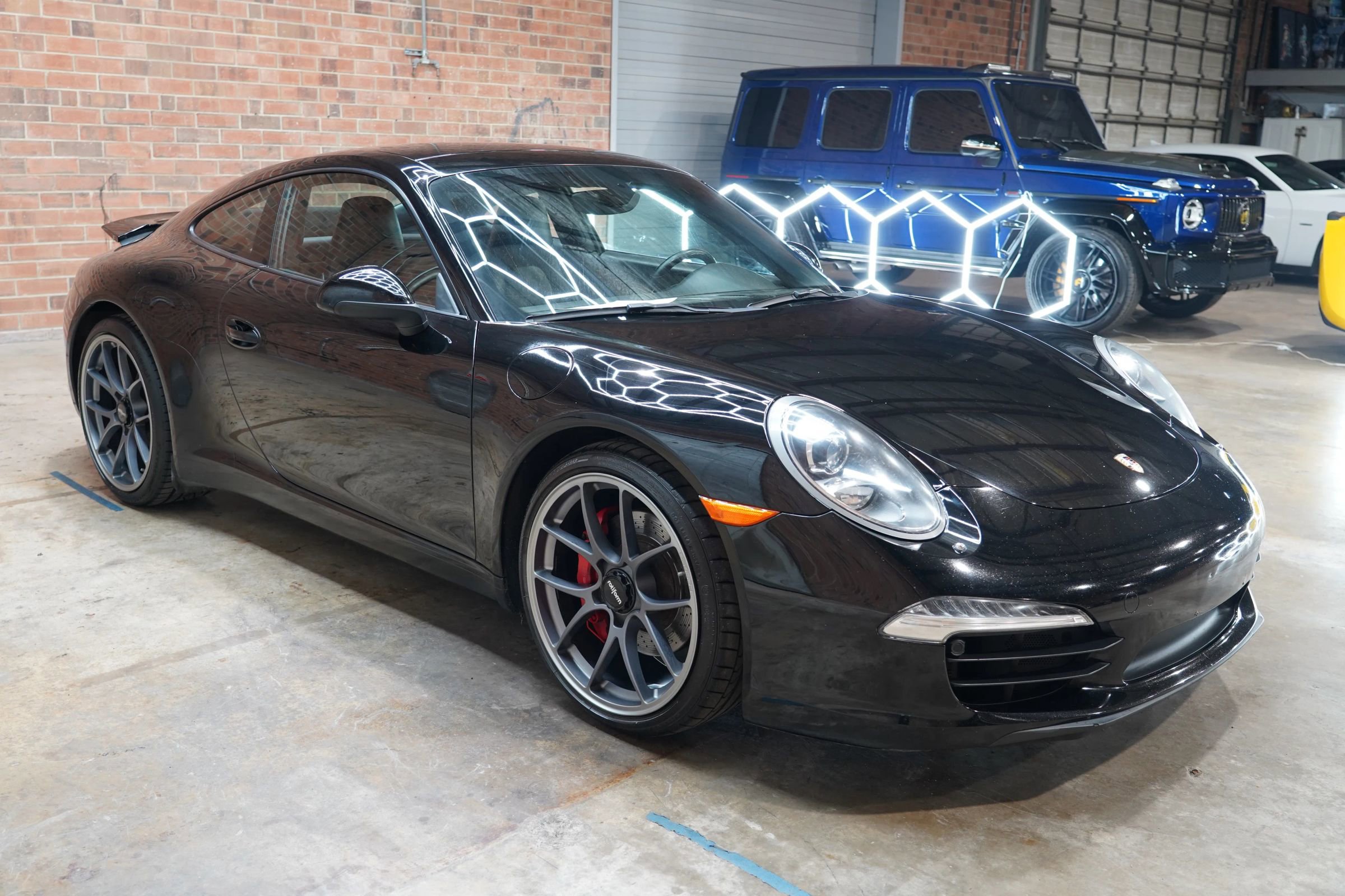 Used 2012 Porsche 911 Carrera S image 4
