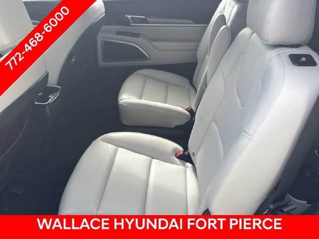 Used 2022 Kia Telluride S FWD image 13