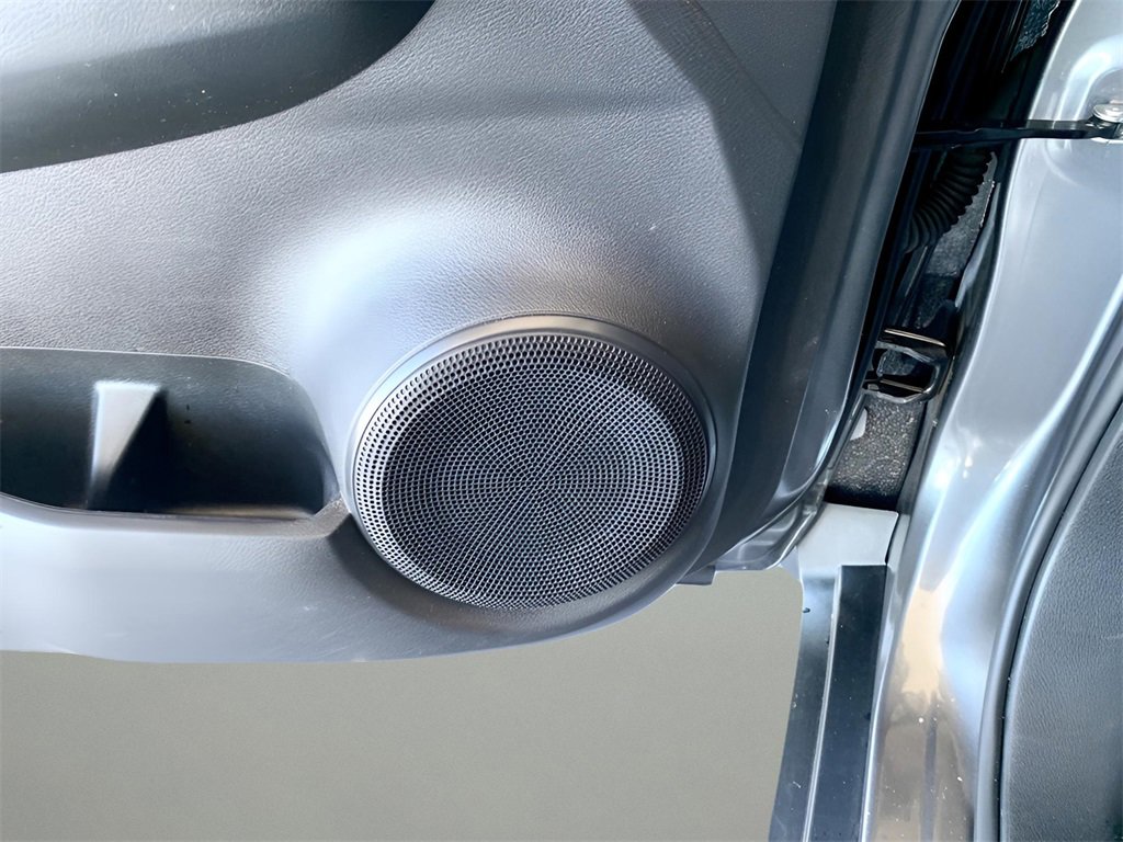 Used 2024 Nissan Kicks S image 13