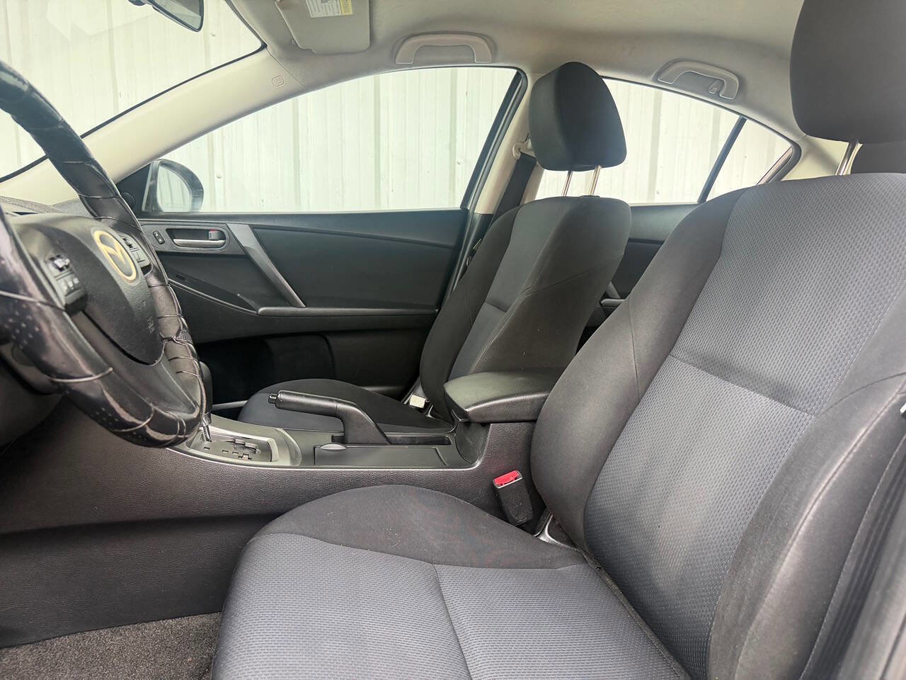 Used 2010 MAZDA MAZDA3 i Touring FWD image 12