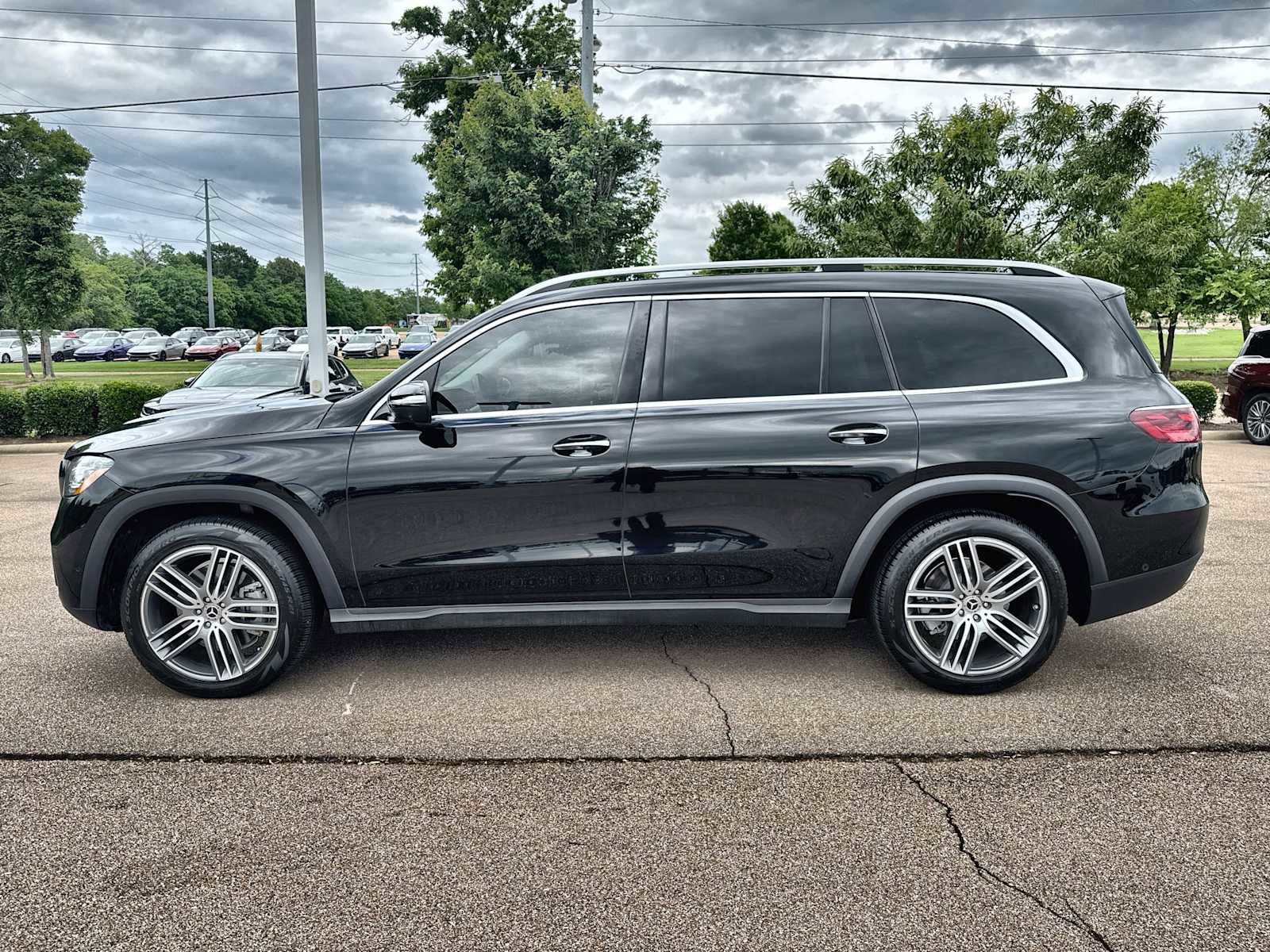 Certified 2024 Mercedes-Benz GLS 450 4MATIC image 5