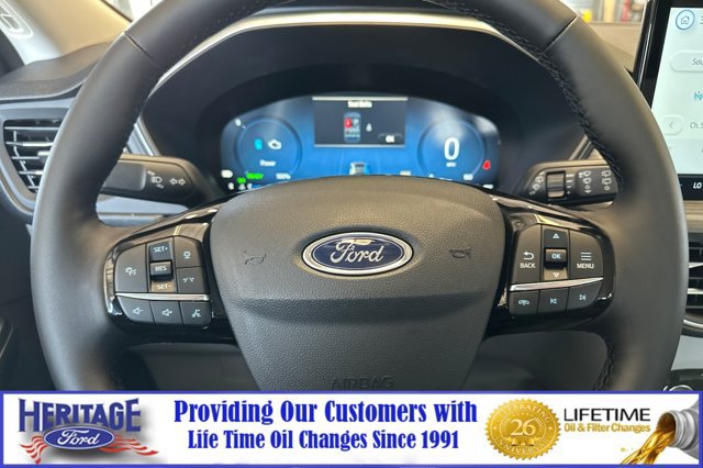 New 2025 Ford Escape SE w/ PHEV Premium Package FWD image 21