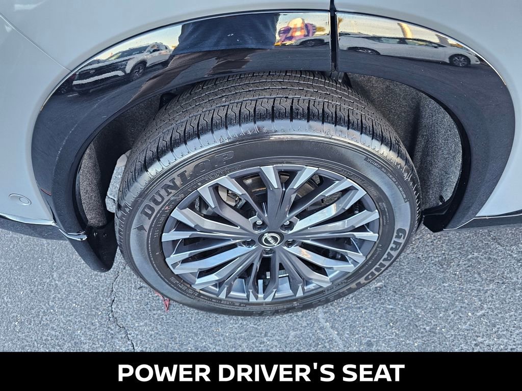 Used 2024 Nissan Rogue Platinum w/ Platinum Premium Package FWD image 11