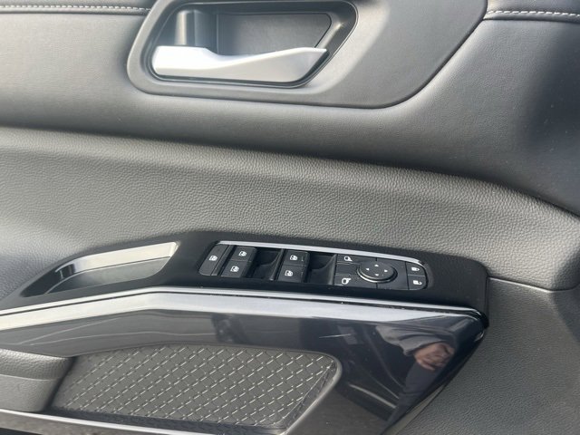 Used 2022 Nissan Pathfinder S image 23