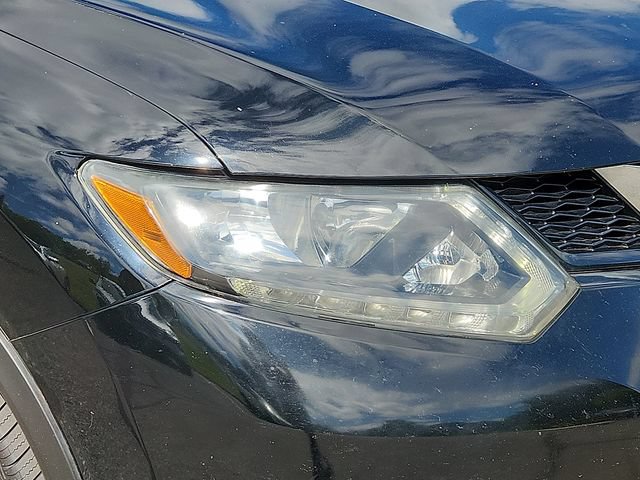 Used 2014 Nissan Rogue SV w/ SV Premium Package AWD/4WD image 9