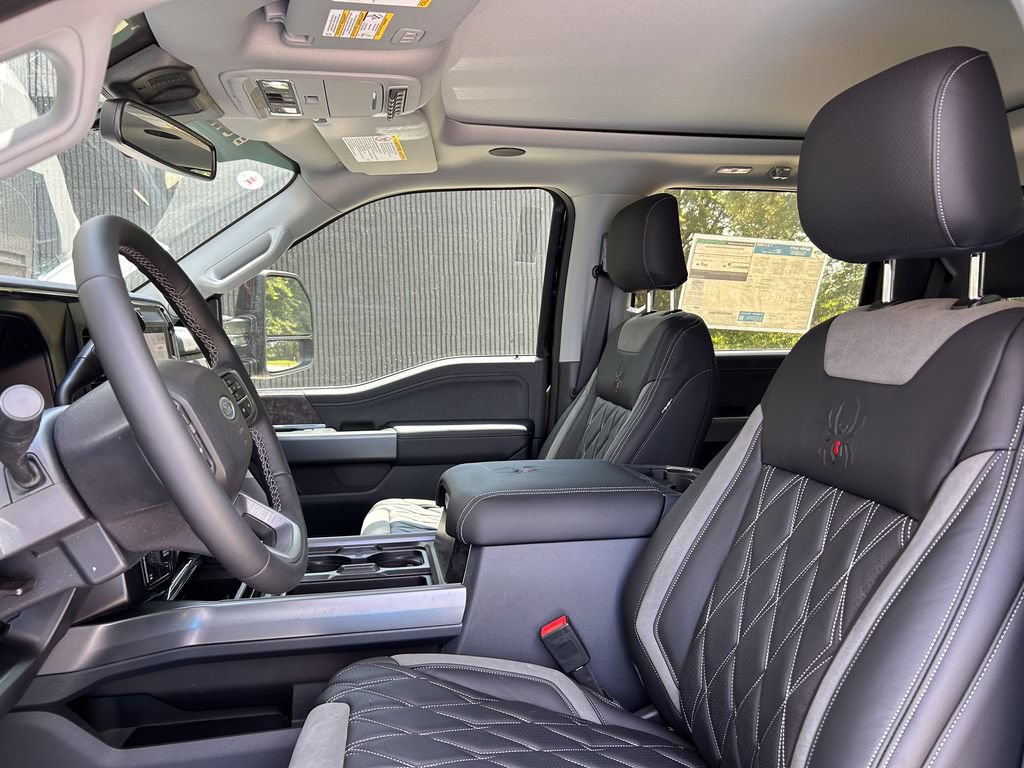 New 2026 Ford F250 Lariat w/ Black Appearance Package AWD/4WD image 10
