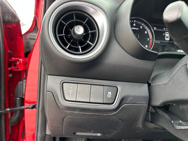 Certified 2022 Kia Forte LXS image 24