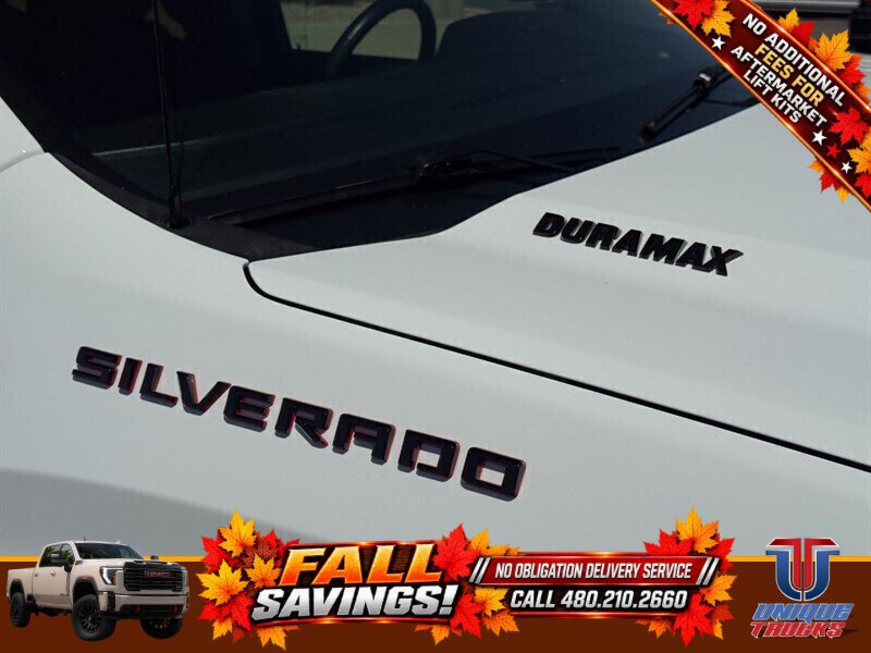 Used 2023 Chevrolet Silverado 1500 RST w/ Redline Edition AWD/4WD image 6