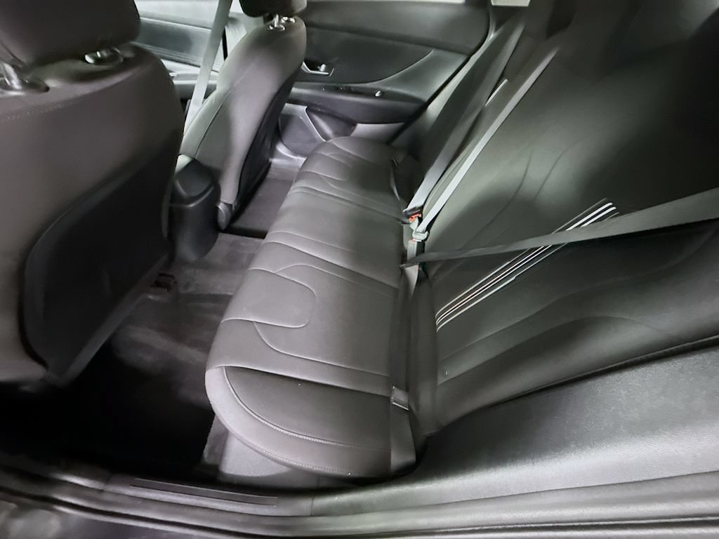 Certified 2022 Hyundai Elantra SEL w/ Cargo Package FWD image 25