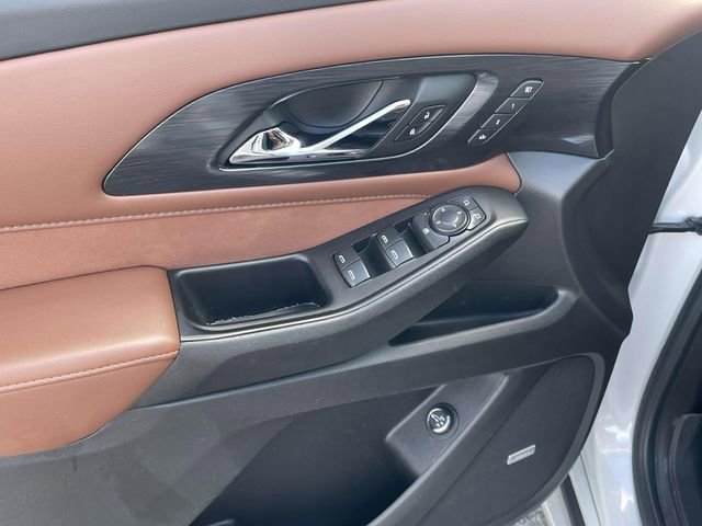 Used 2021 Chevrolet Traverse High Country image 16