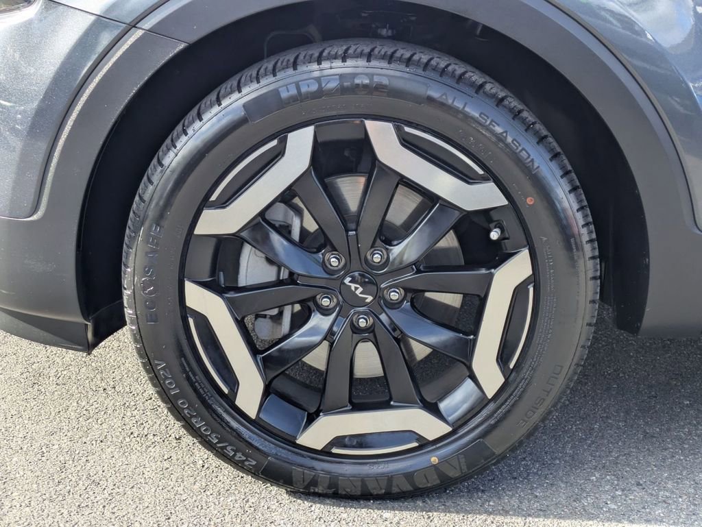 Used 2024 Kia Telluride S FWD image 10