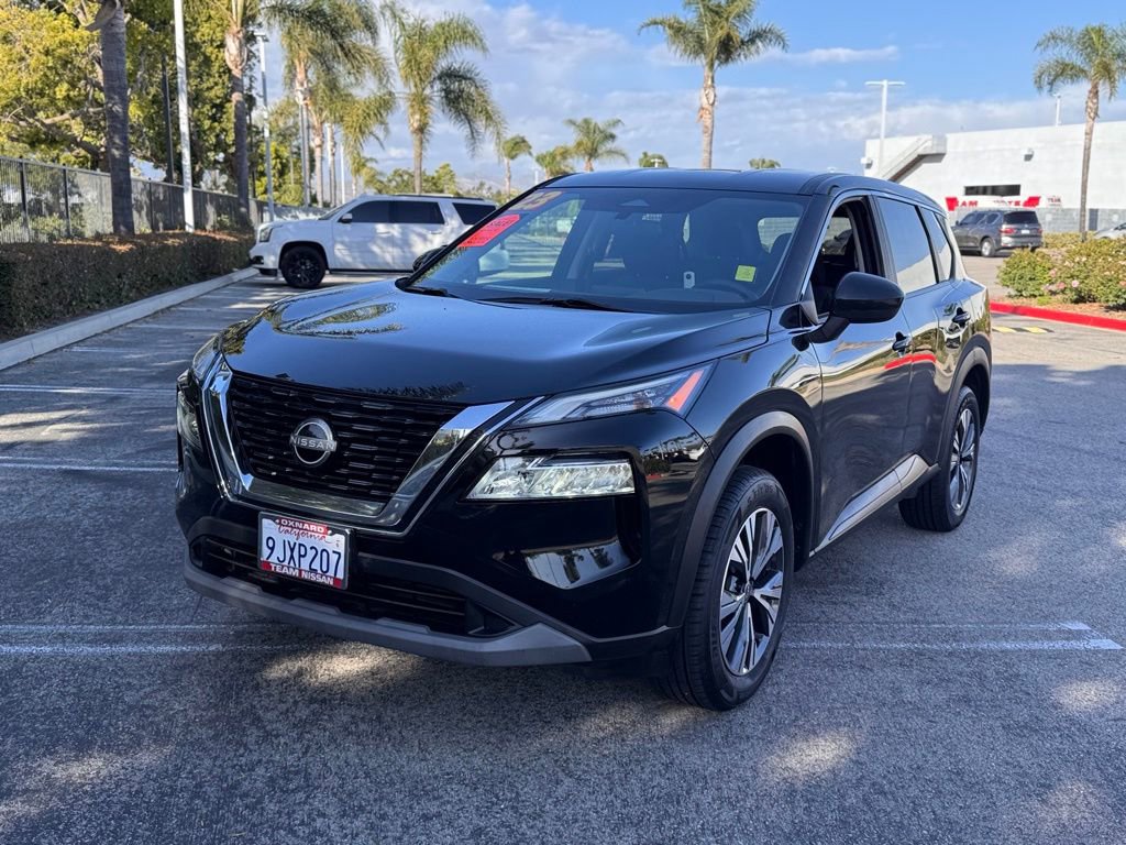 Certified 2023 Nissan Rogue SV image 4