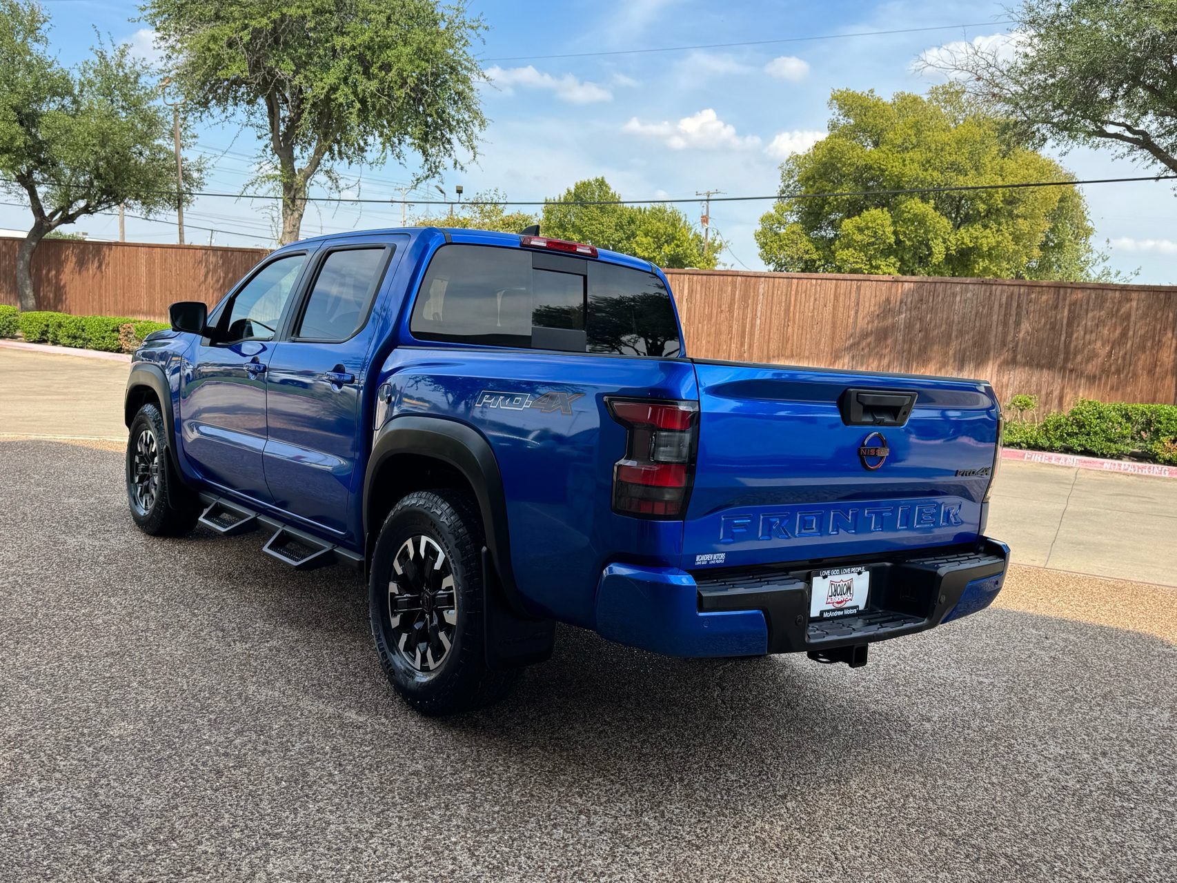 Used 2024 Nissan Frontier PRO-4X w/ Pro Convenience Package AWD/4WD image 10
