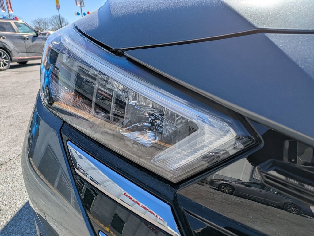 New 2025 Nissan Versa SV w/ Trunk Package image 10