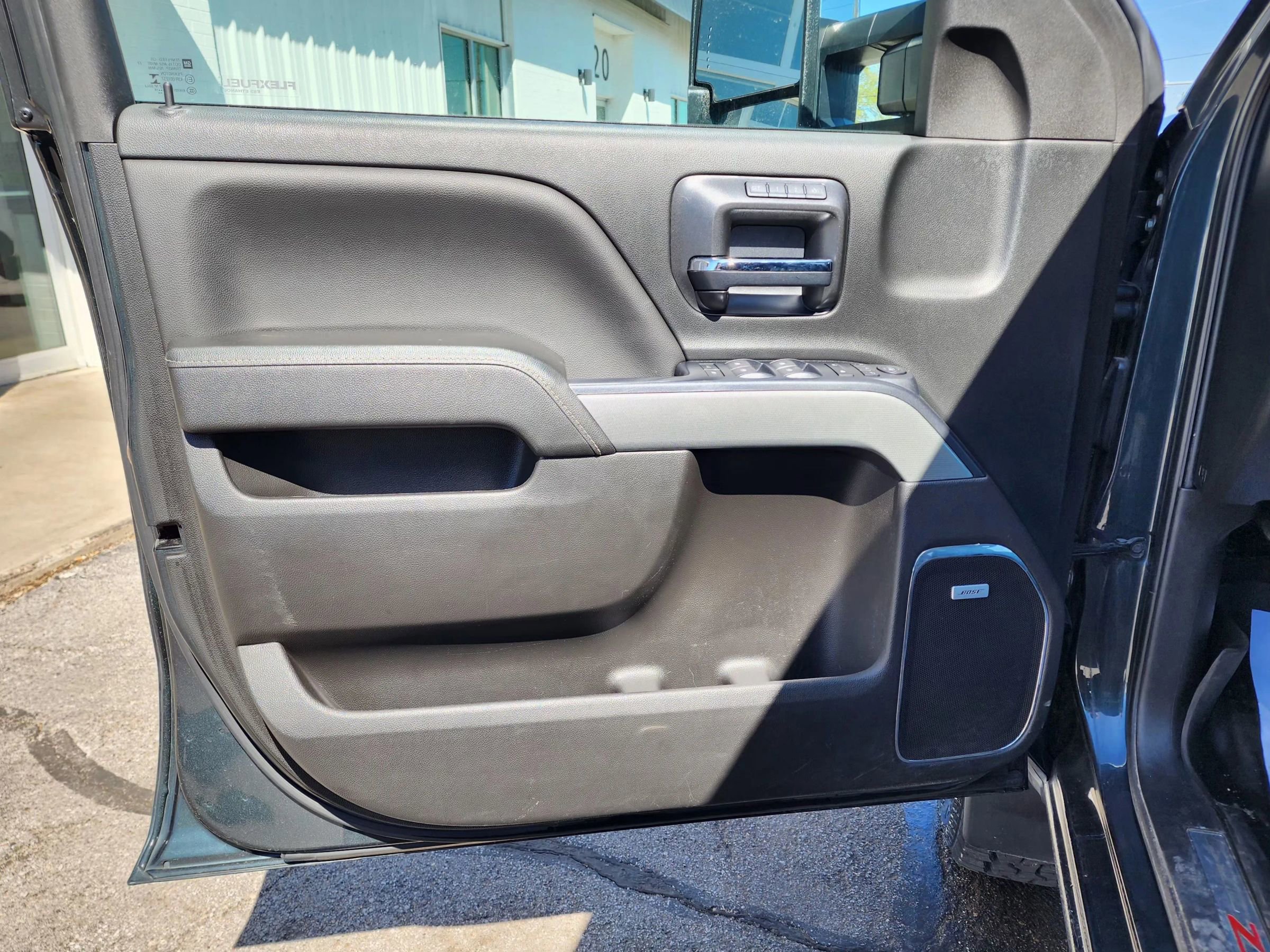 Used 2018 Chevrolet Silverado 2500 LTZ w/ LTZ Plus Package AWD/4WD image 14