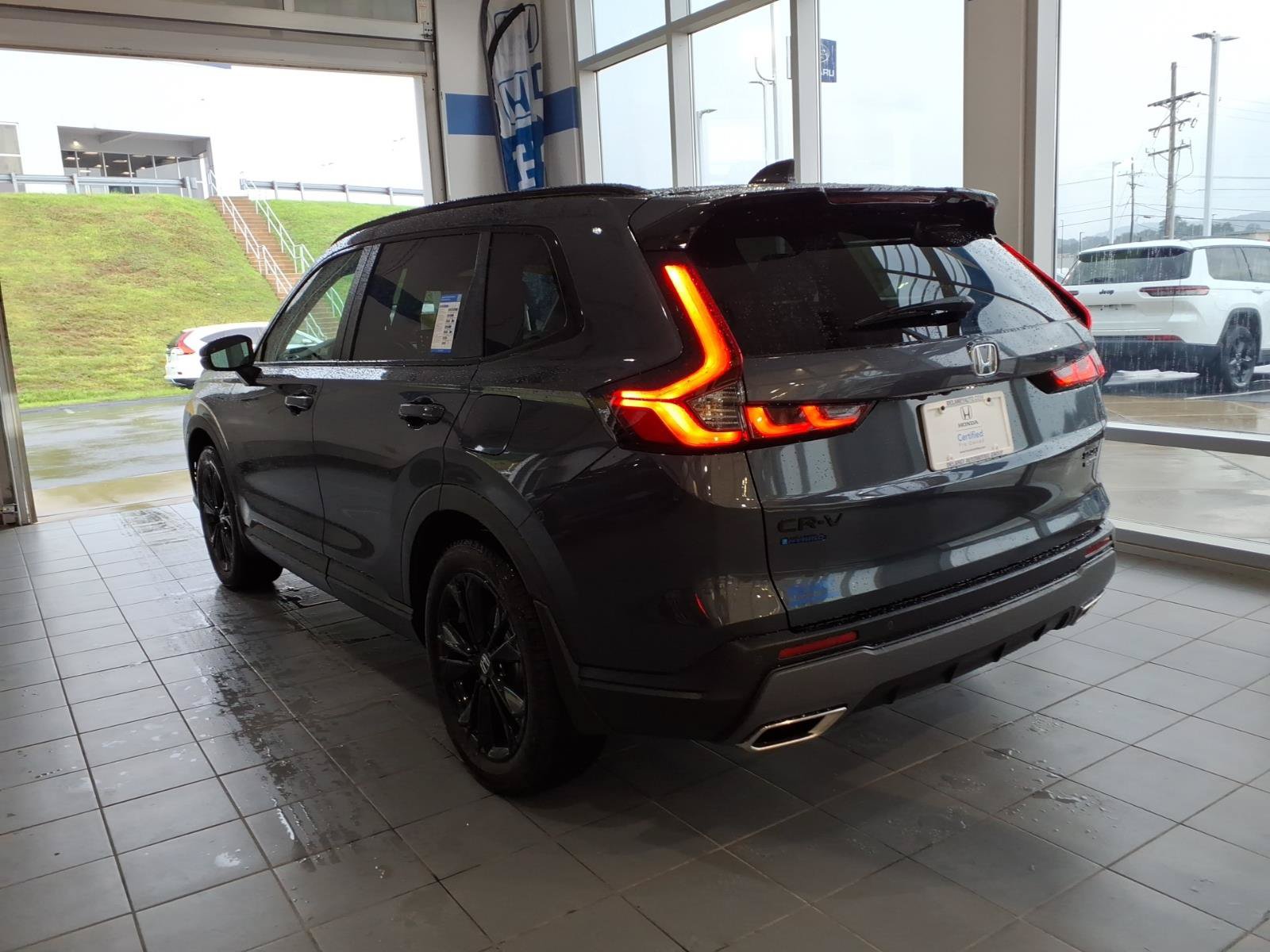 Certified 2026 Honda CR-V Sport Touring image 7