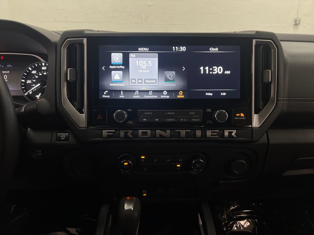 Used 2025 Nissan Frontier SV w/ Tow Package RWD image 20