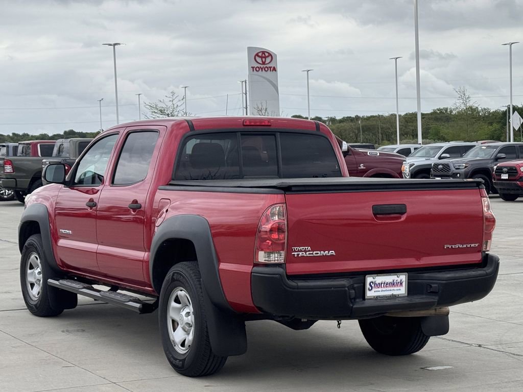 Used 2014 Toyota Tacoma PreRunner w/ Convenience Package RWD image 4