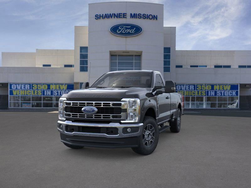 New 2025 Ford F350 XLT w/ FX4 Off-Road Package image 2