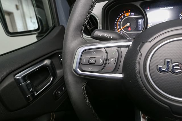 Used 2026 Jeep Wrangler Unlimited Sahara AWD/4WD image 30