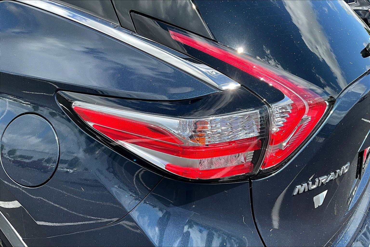 Used 2017 Nissan Murano S AWD/4WD image 22