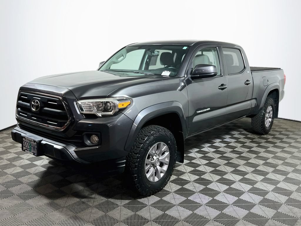 Used 2016 Toyota Tacoma SR5 w/ SR5 Appearance Package (SN) RWD image 3