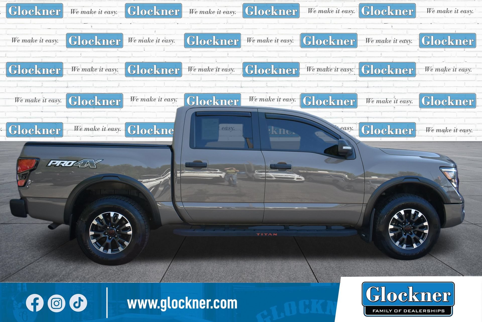 Used 2024 Nissan Titan PRO-4X w/ Pro-4x Convenience Package AWD/4WD image 4