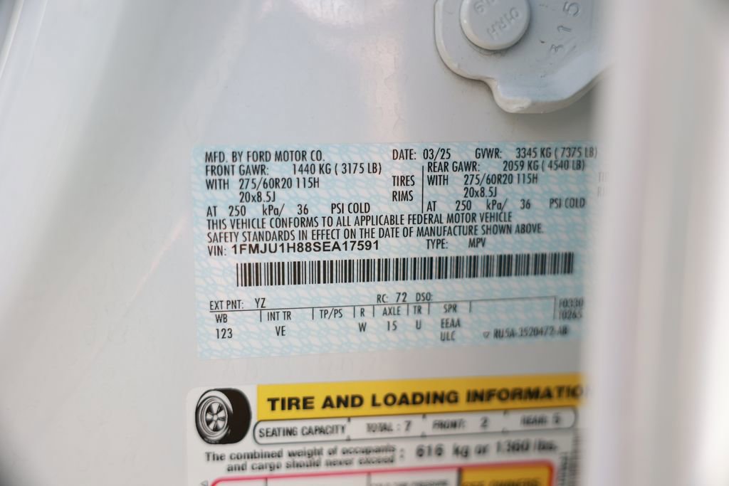 Used 2025 Ford Expedition Active image 39