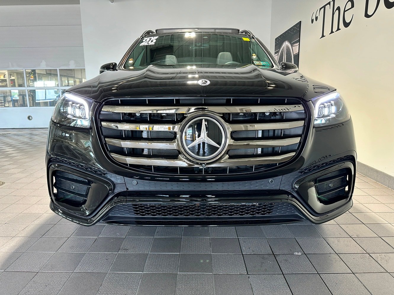Certified 2025 Mercedes-Benz GLS 450 4MATIC image 2