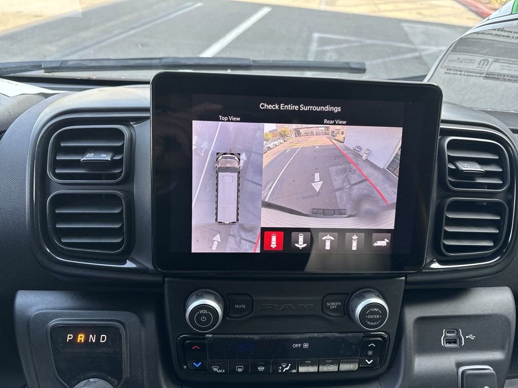 New 2024 RAM ProMaster 3500 w/ Delivery Van Package FWD image 23