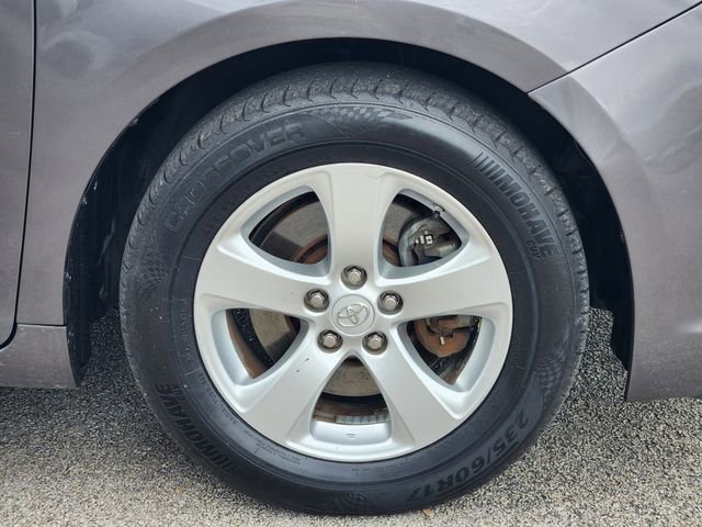 Used 2017 Toyota Sienna LE image 7