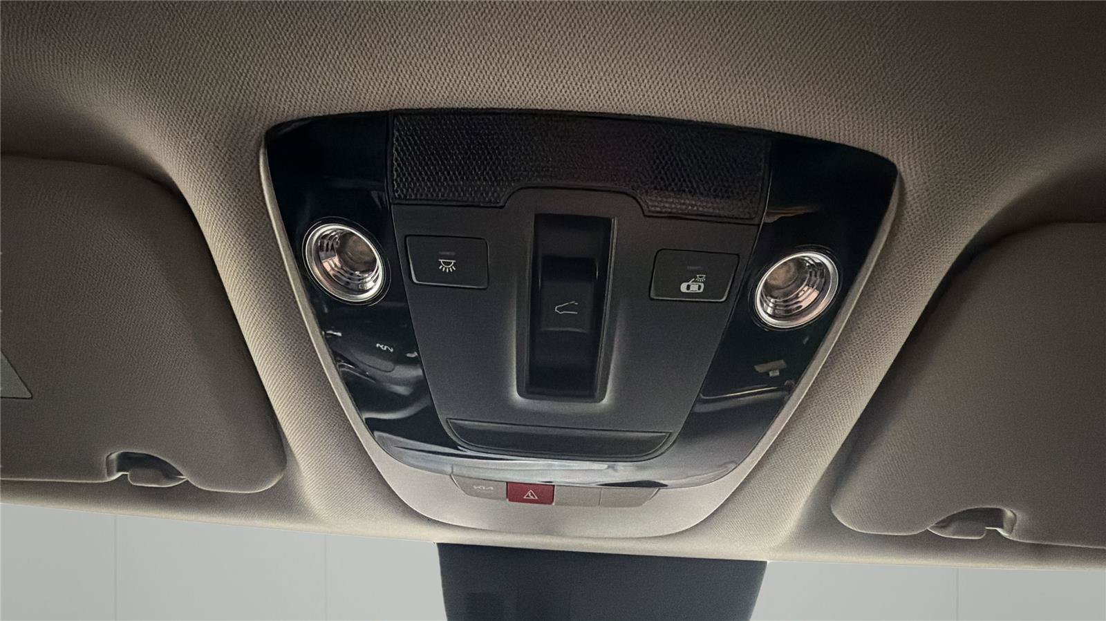 New 2026 Kia Sportage SX FWD image 21