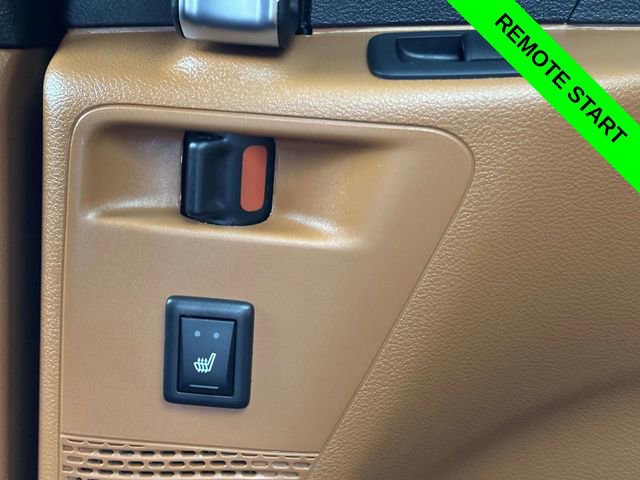 Used 2024 Chrysler Pacifica Pinnacle w/ Trailer Tow Group image 31