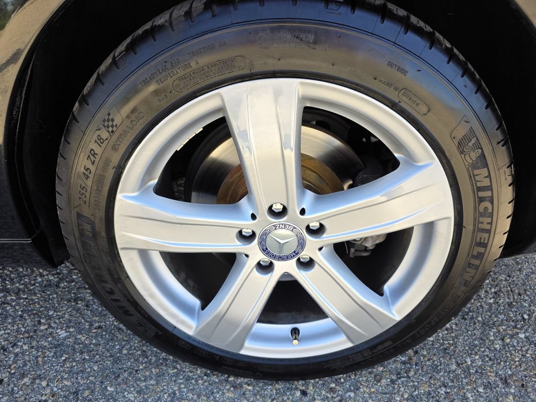 Used 2012 Mercedes-Benz S 550 4MATIC image 42