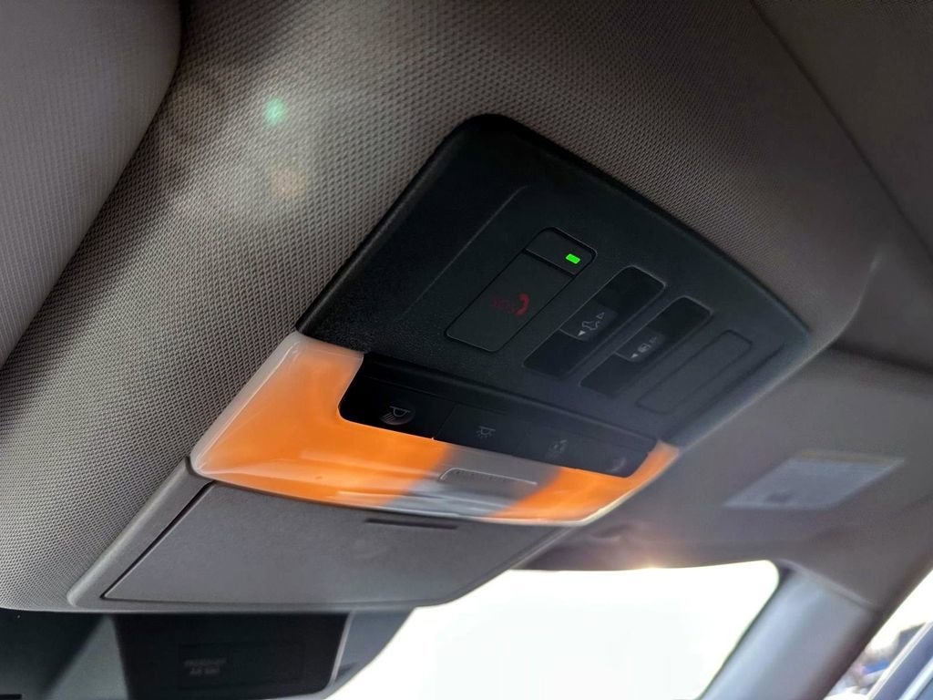 Certified 2025 Nissan Rogue SL w/ Tech Package image 33