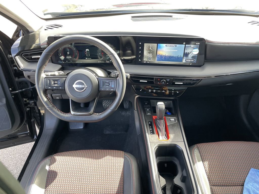 Used 2025 Nissan Kicks SR w/ SR Premium Package AWD/4WD image 15