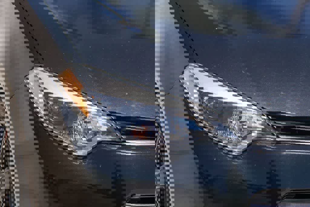 Used 2016 Toyota Corolla LE FWD image 4