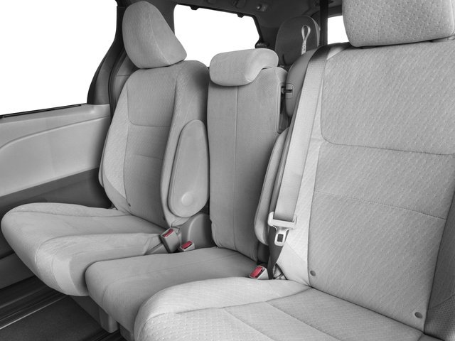 Used 2017 Toyota Sienna LE w/ Outdoor Package image 17