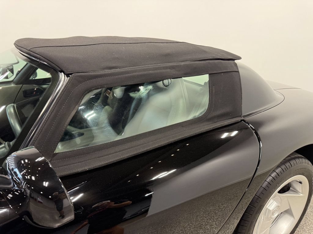 Used 1995 Dodge Viper RT/10 RWD image 11