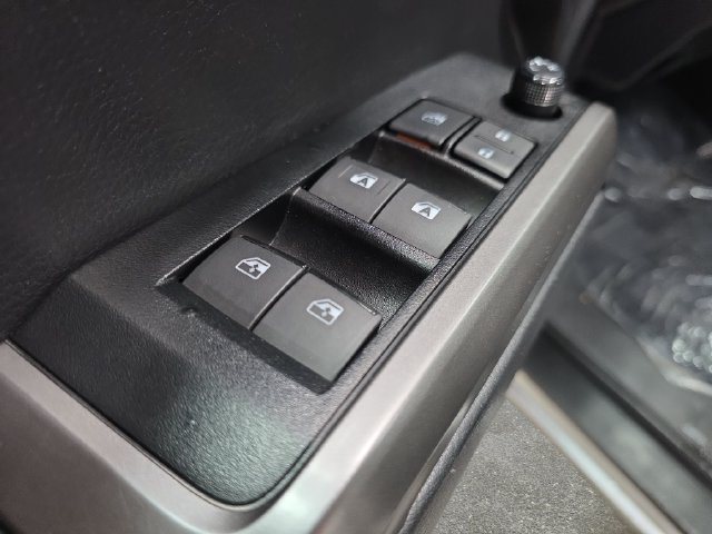 Certified 2023 Toyota Tacoma SR5 AWD/4WD image 23