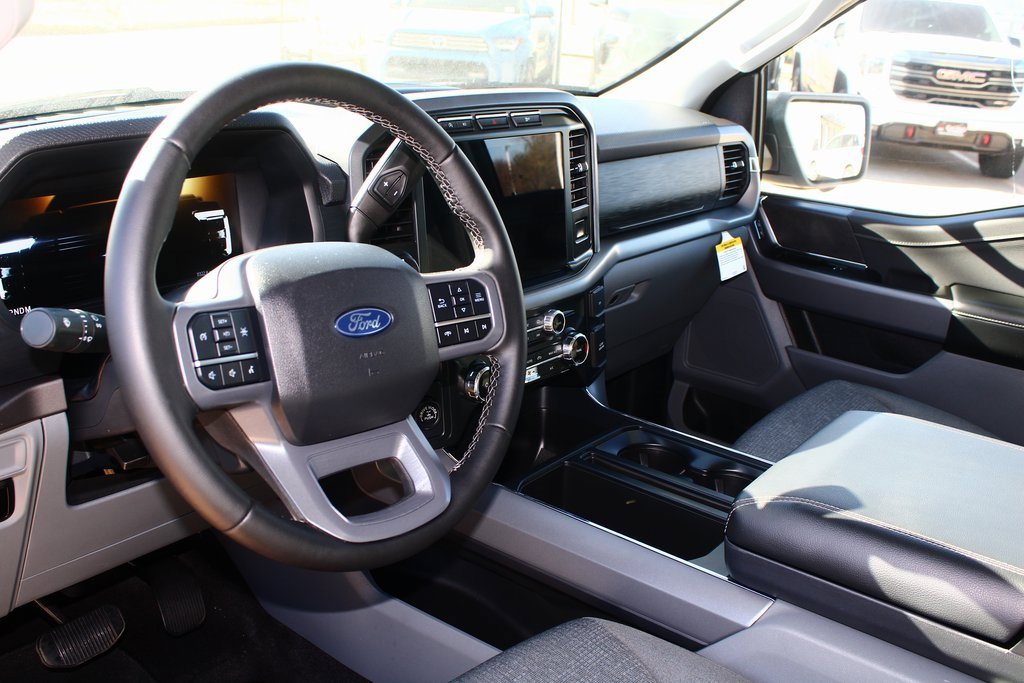 Used 2024 Ford F150 XLT w/ Mobile Office Package image 12